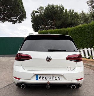 Volkswagen Golf GTI PERFORMANCE