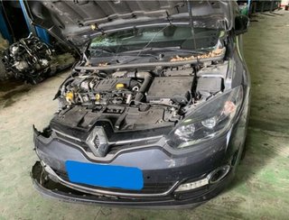 Renault 259156761r pantalla megane 1.6 bose 61276