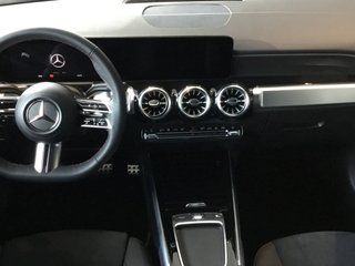 Mercedes-Benz GLB (X247) 2026
