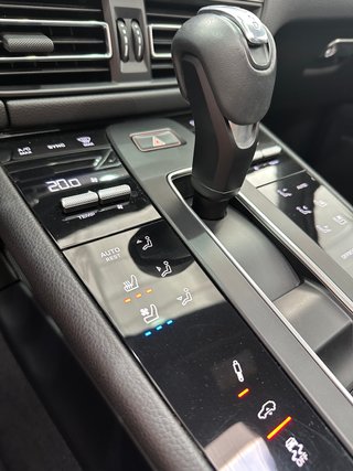 Porsche Macan 2022
