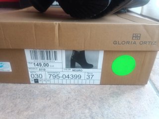 Botines de piel negros talla 37