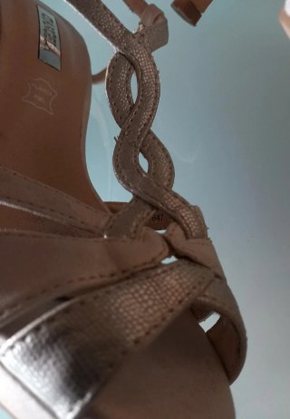Sandalias G'ANGELA grises y plateadas
