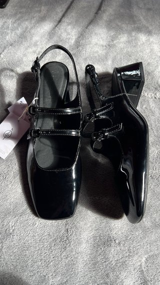 Mary Jane Stradivarius Negro Charol