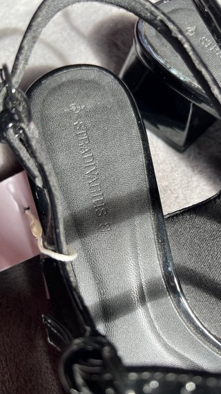 Mary Jane Stradivarius Negro Charol