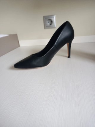 Zapatos de tacón negros