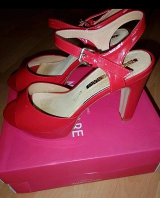 Sandalias MARIAMARE rojas tacón