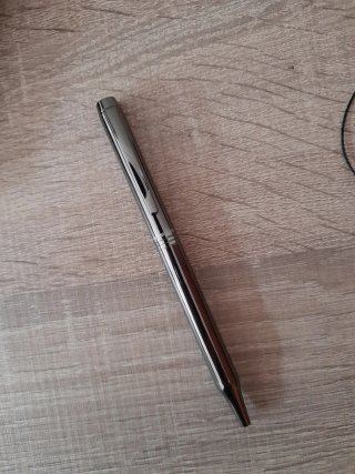 Bolígrafo Antonio Miro en estuche.  A estrenar