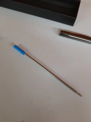 Bolígrafo Antonio Miro en estuche.  A estrenar