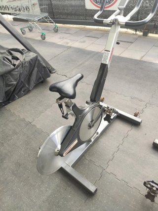 3 Bicicletas Estáticas Keiser M3