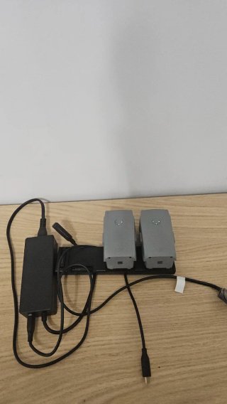 DJI Mavic 2 Batterie e Caricabatterie