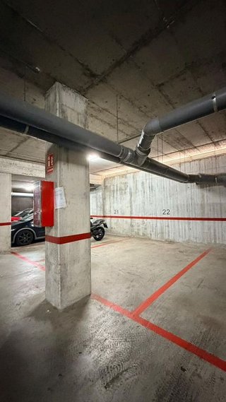 Garaje en venta en San Roc - El Remei en Badalona