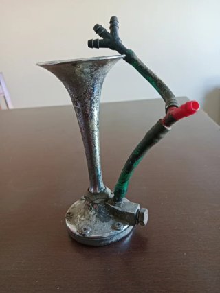 Bocina de aire vintage
