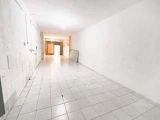 Local comercial en venta en El Parc i la Llacuna del Poblenou en Barcelona