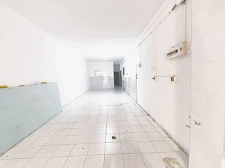 Local comercial en venta en El Parc i la Llacuna del Poblenou en Barcelona