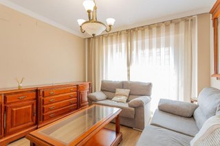 Casa adosada en venta en Alhendín