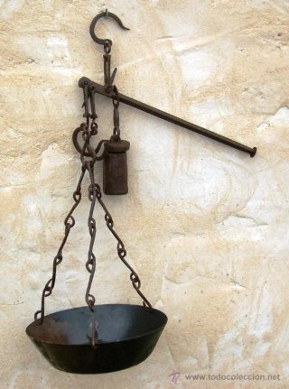 Báscula Romana Antigua