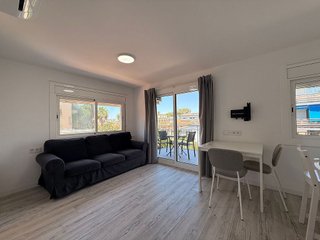 Piso en alquiler en Gran Via del Mar-Zona Universitaria en Castelldefels