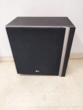 Altavoces LG Negro y Plateado