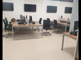 Local comercial en venta en Can Vidalet en Esplugues de Llobregat