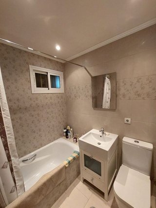 Piso en venta en Parque de la Paloma en Benalmádena