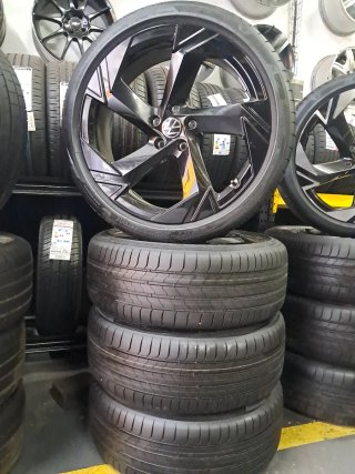 Llantas 20 pulgadas con neumaticos 225 40 20  de a