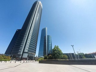 Ático en alquiler en Castillejos en Madrid