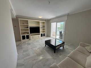 Piso en alquiler en Playamar en Torremolinos
