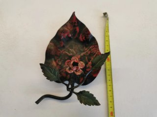 Decorazione floreale in metallo