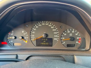 Mercedes-Benz Clase E 2002