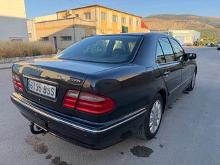 Mercedes-Benz Clase E 2002