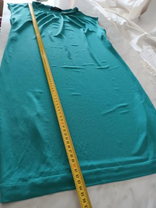 Abito Turchese con Dettagli Collo
