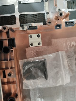 Carcasa Inferior Packard Bell EG70