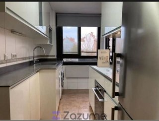 Piso en alquiler en Almendrales en Madrid