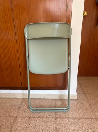 Silla plegable verde metal y plástico