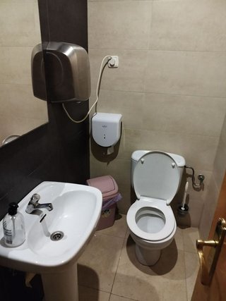 Local comercial en venta en Florida Alta en Alicante