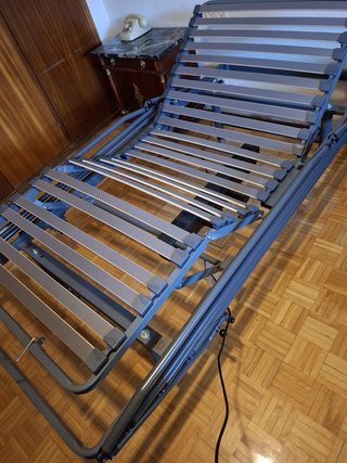 Cama articulada eléctrica Ortoespaña
