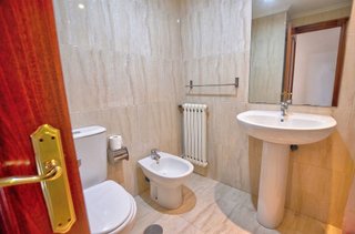Piso en venta en El Llano en Gijón