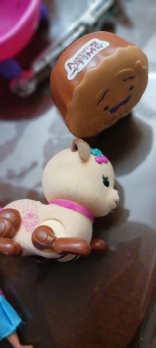 Set di piccole bambole