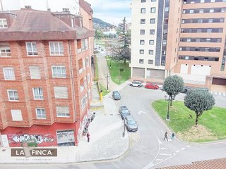 Piso en venta en Milán - Pumarín - Teatinos en Oviedo
