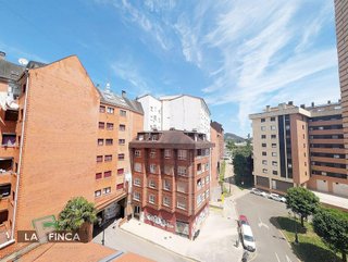 Piso en venta en Milán - Pumarín - Teatinos en Oviedo