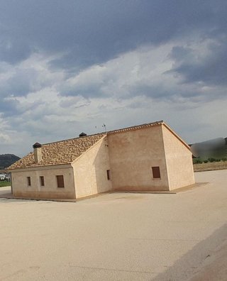 Chalet en venta en Yecla