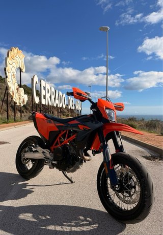 KTM 690 SMCR 2026 | 3180km | KTM warranty