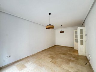 Piso en alquiler en Mercado en Alicante
