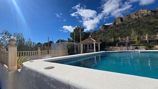 Chalet en venta en Sax