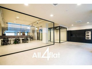 Local comercial en alquiler en El Parc i la Llacuna del Poblenou en Barcelona