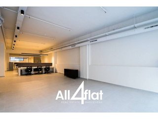Local comercial en alquiler en El Parc i la Llacuna del Poblenou en Barcelona