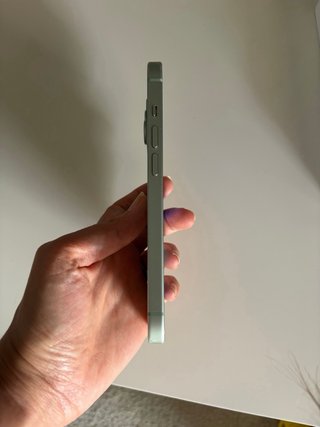 iPhone 15 256GB