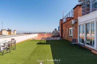 Ático en alquiler en Castillejos en Madrid