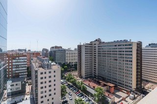 Ático en alquiler en Castillejos en Madrid