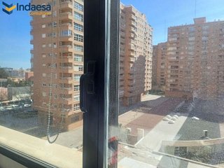 Piso en venta en Ciutat Jardí en Valencia